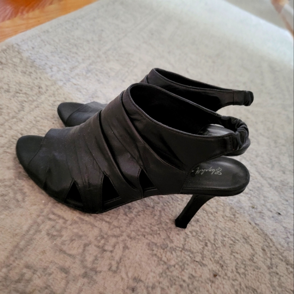 Elizabeth and James leather heels
